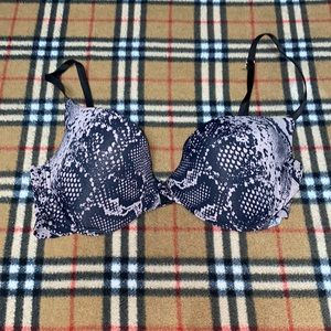 Vince Camuto Underwire Bra sise 38C